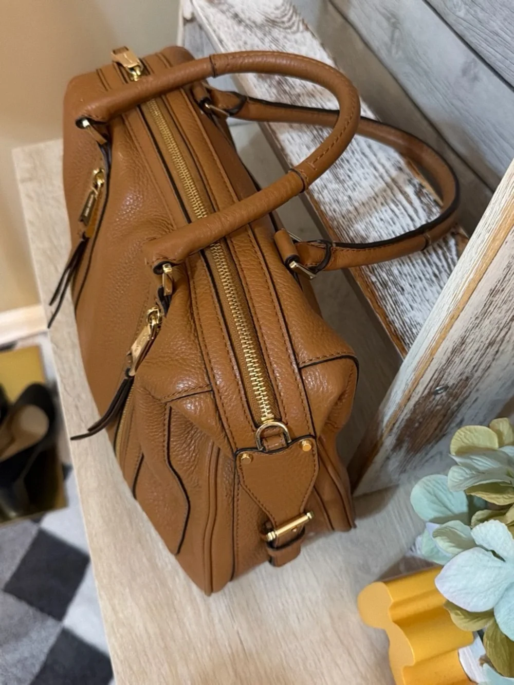 Michael Michael Kors Julia Large Satche